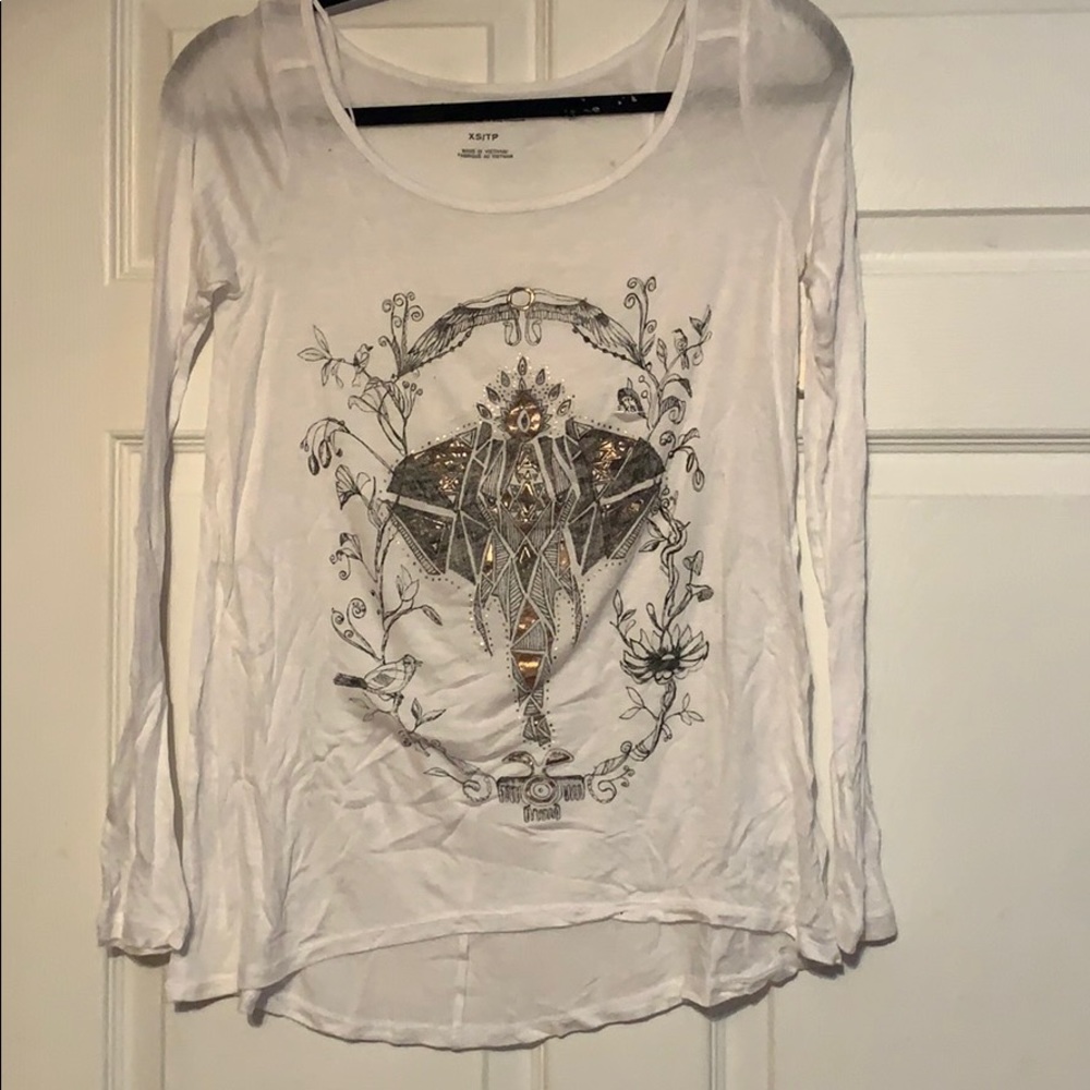Fitted long sleeve elephant shirt